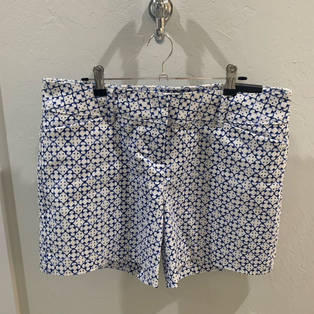 Blue and white super cute stretchy shorts….size 8…The Limited…..NWT
